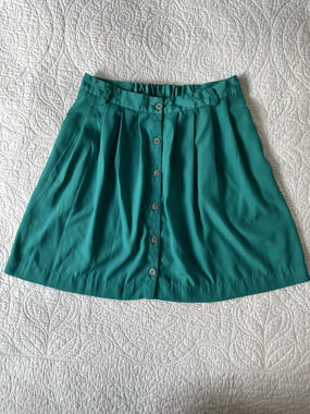 Xhilaration Green Button Front Skirt Womens Medium Pleated Elastic Waist Pockets